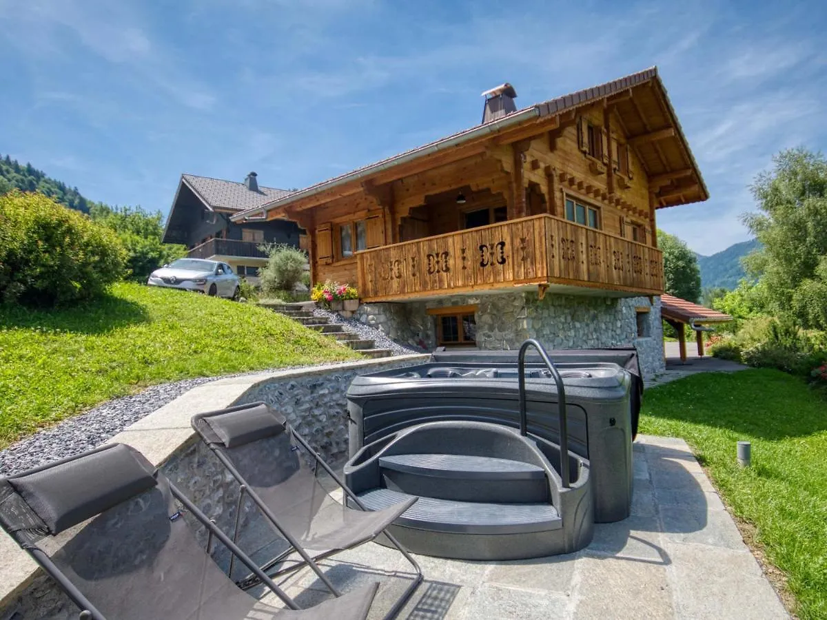 Chalet Paisible A Morillon Avec Jacuzzi Et Proche Des Pistes Skiables - Fr-1-642-66