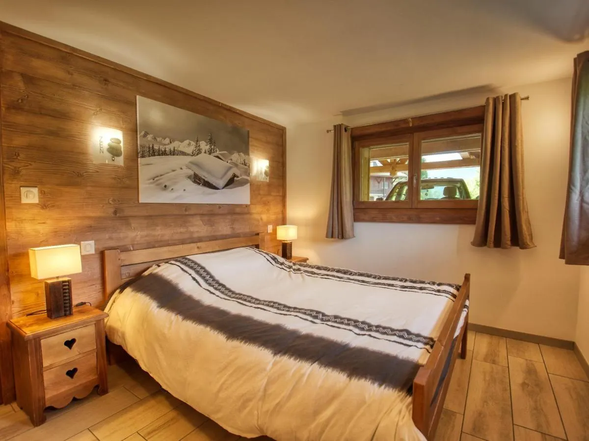Chalet Paisible A Morillon Avec Jacuzzi Et Proche Des Pistes Skiables - Fr-1-642-66 0*,  France