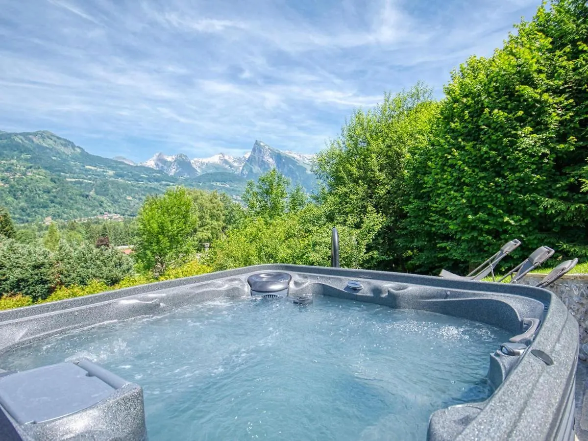 Chalet Paisible A Morillon Avec Jacuzzi Et Proche Des Pistes Skiables - Fr-1-642-66